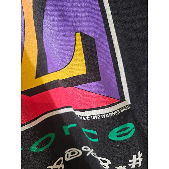 Rare vintage 1992 Warner Brothers Taz Looney Tunes graphic t-shirt. XL - Picture 3 of 8